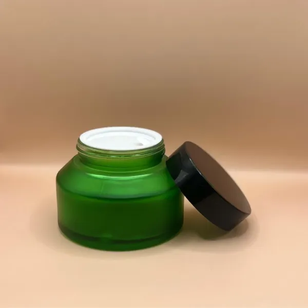 100GM Glass Jar Slant Shoulder Round Frosted Green for cosmetic packaging