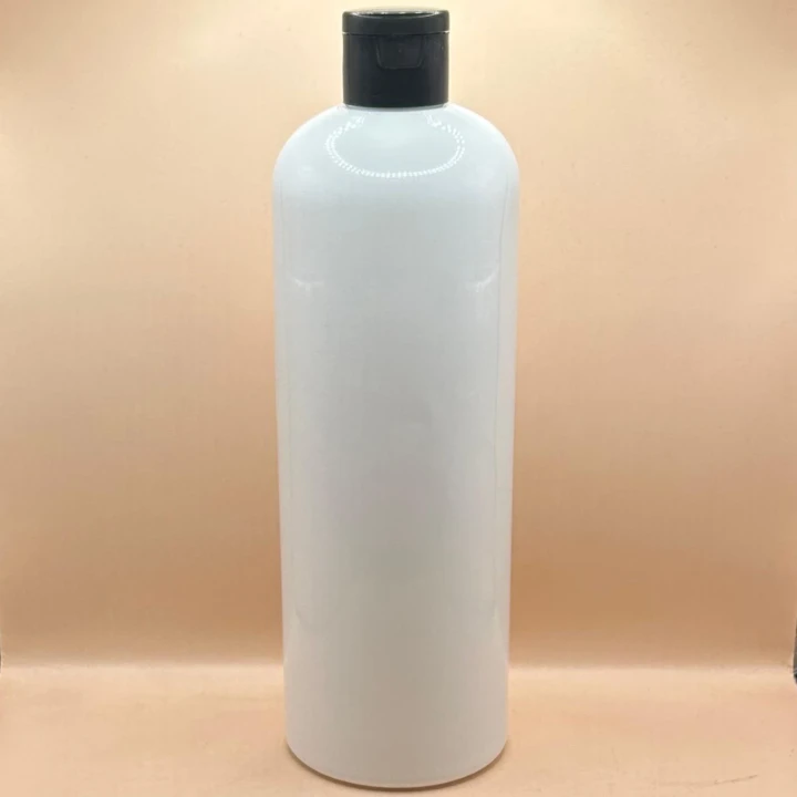 Guru Nanak - 2025-06-05T123444.189 500ml shampoo bottle packaging